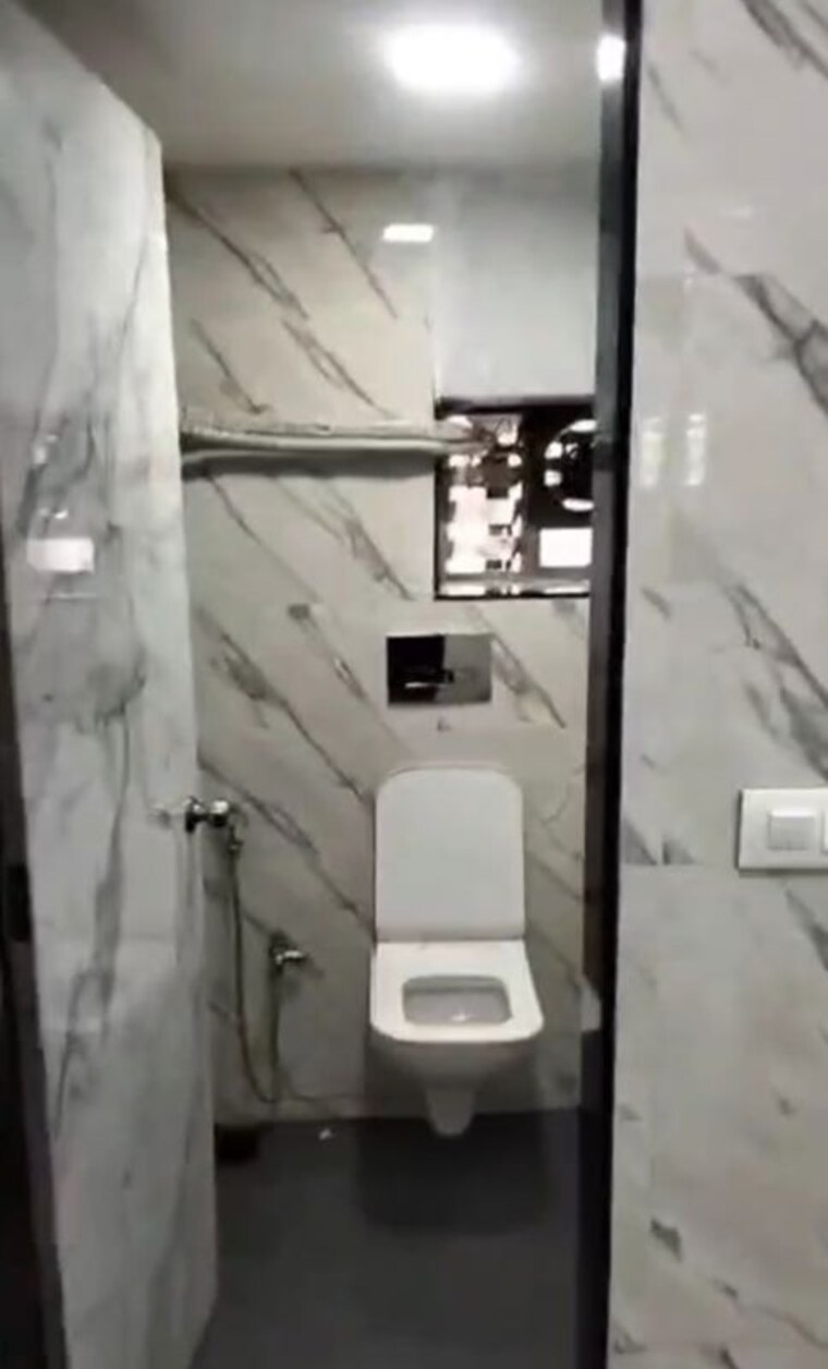 Bathroom, oberoi-garden-estates Commercial Office Space 7990 Sq.Ft. In Powai Mumbai 10599384