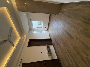 Furnished Amenities in 3.5 BHK Apartment at Anant Raj The Estate Floors, Sector 63a – for Rent