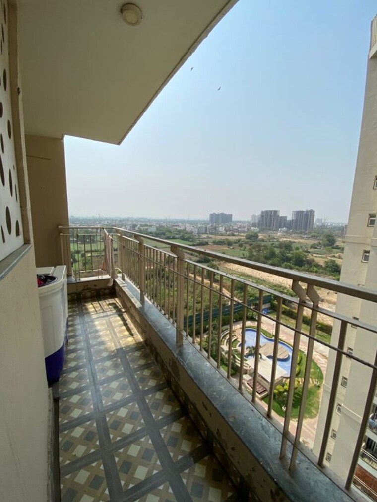 Balcony, bptp-discovery-park 3.5 Bedroom 1848 Sq.Ft. Apartment In Sector 80 Faridabad 10599439