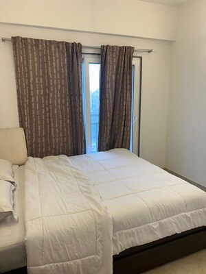 Bedroom in 3 BHK Apartment at Andheri CHS, Andheri West – for Rent