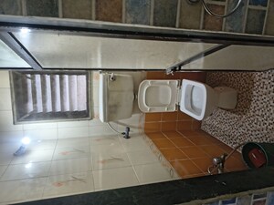 Attached Bathroom in 1 BHK Apartment at Ghatkopar East – for Rent