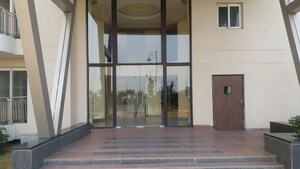 Building Lobby in 3.5 BHK Apartment at BPTP Discovery Park, Sector 80 – for Sale