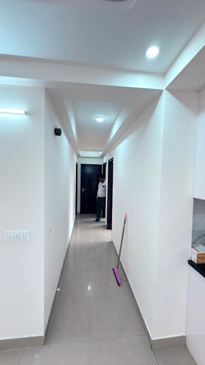 Building Lobby in 2.5 BHK Apartment at Trident Embassy Reso, Sector 1 Greater Noida – for Sale