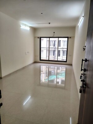 Room in 2 BHK Apartment at Nehru Nagar – for Rent