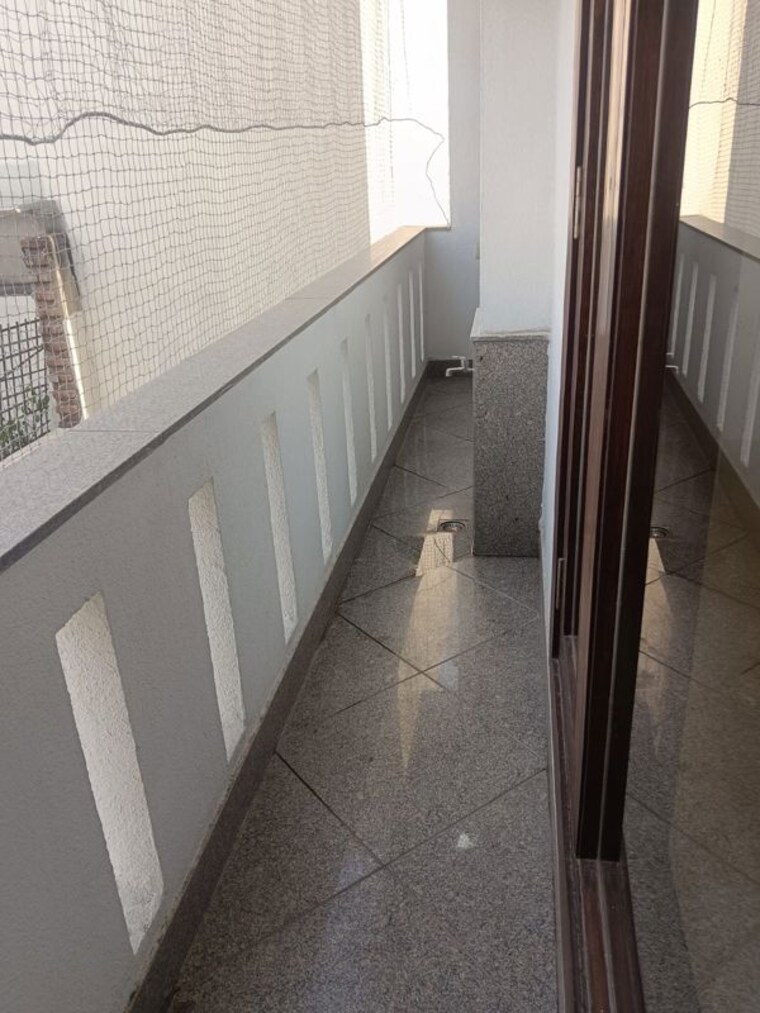 Balcony, vasant vihar 4 Bedroom 2200 Sq.Ft. Builder Floor In Vasant Vihar Delhi 10599614