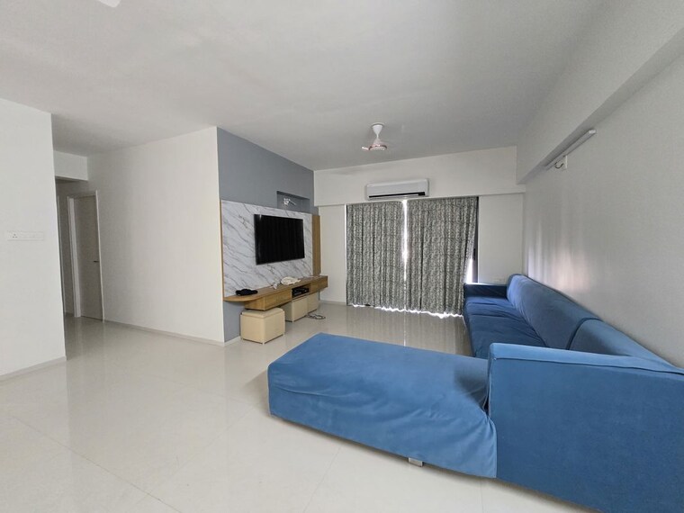 Bedroom, godrej-green-glades 3 Bedroom 2072 Sq.Ft. Apartment In Jagatpur Ahmedabad 10599601
