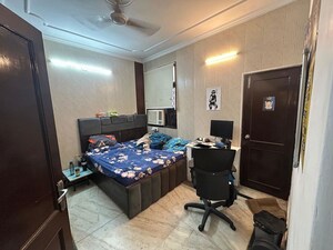 Team Area in 4 BHK Apartment at Bhawna Apartment, Sector 43 – for Rent