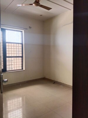 4 BHK Apartment For Rent in Bhawna Apartment, Sector 43