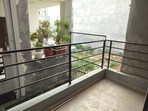 Balcony in 2 BHK Builder Floor at Ardee City, Sector 52 – for Rent