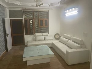 Bedroom in 3 BHK Builder Floor at Sector 52 – for Rent