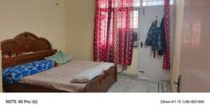 Bedroom in 2 BHK Builder Floor at Ardee City, Sector 52 – for Rent