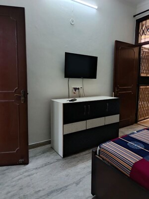 Kitchen in 2 BHK Builder Floor at Ardee City, Sector 52 – for Rent