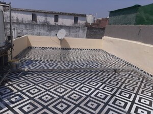 Bedroom in 2 BHK Builder Floor at Ardee City, Sector 52 – for Rent