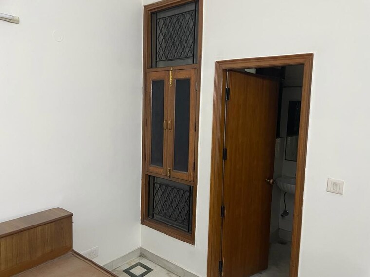 Room, sector 46 2 Bedroom 900 Sq.Ft. Builder Floor In Sector 46 Gurgaon 10594382