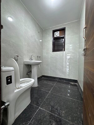 Bathroom in 1 BHK Apartment at Chattarpur – for Rent