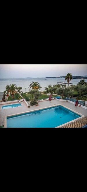 5 BHK Penthouse – Exterior View View at Oberoi Oceanic, Bandra West - for Sale