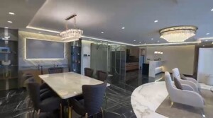 Master Bedroom in 5 BHK Apartment at The Park Residency Andheri, Andheri West – for Rent