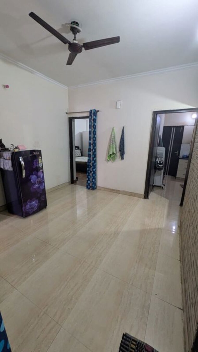 Room, abcz-east-avenue 2 Bedroom 950 Sq.Ft. Apartment In Sector 73 Noida 10599749