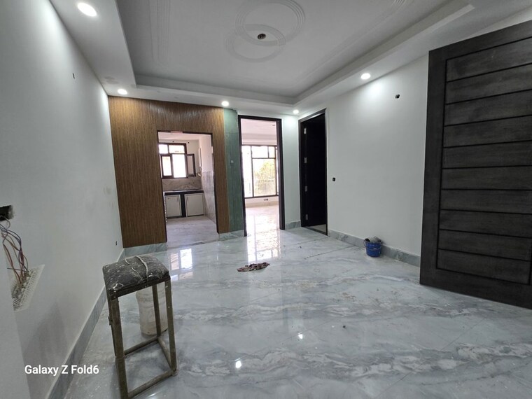  Parking, chattarpur 2 Bedroom 1100 Sq.Ft. Apartment In Chattarpur Delhi 10599759