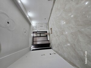 Furnished Amenities in 2 BHK Apartment at Chattarpur – for Rent