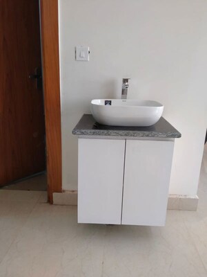Bathroom in 2.5 BHK Apartment at Unnati Fortune The Aranya, Sector 119 – for Rent