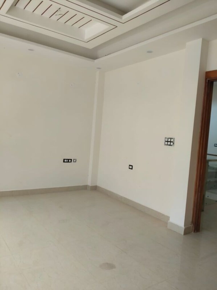 Room, unnati-fortune-the-aranya 2.5 Bedroom 1280 Sq.Ft. Apartment In Sector 119 Noida 10599765