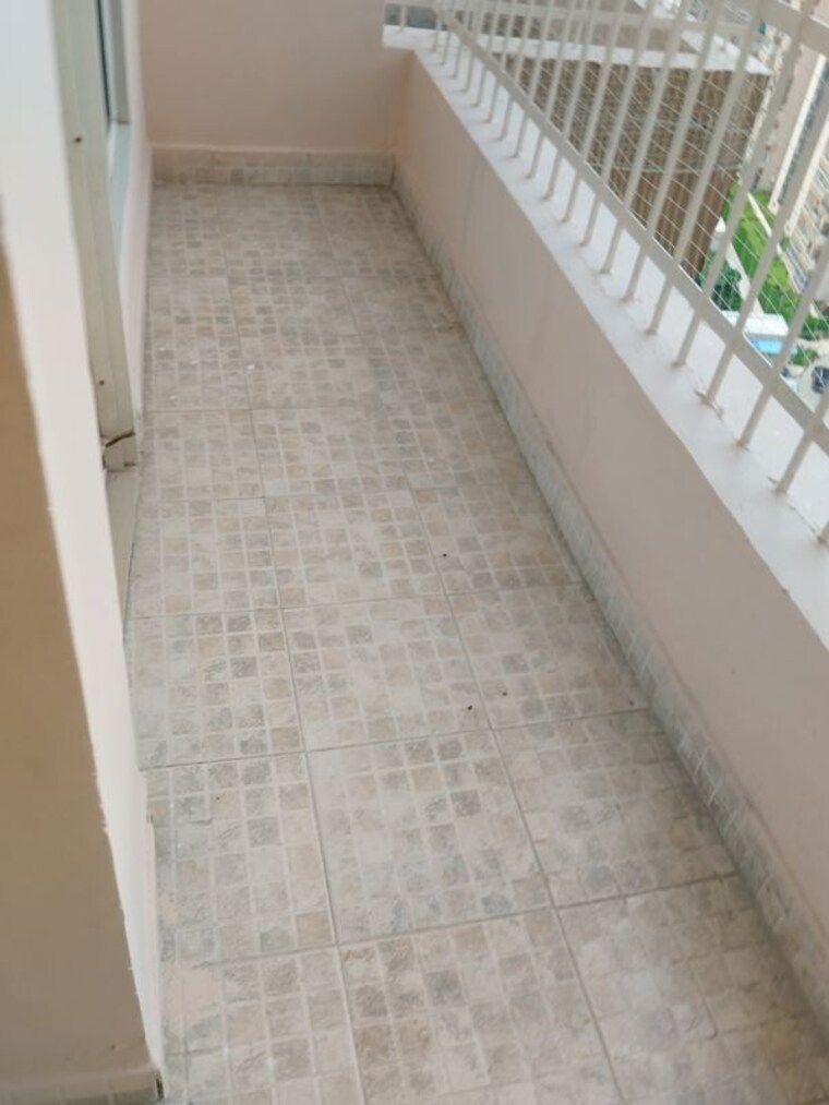Balcony, supertech-cape-town 2.5 Bedroom 1150 Sq.Ft. Apartment In Sector 74 Noida 10599769