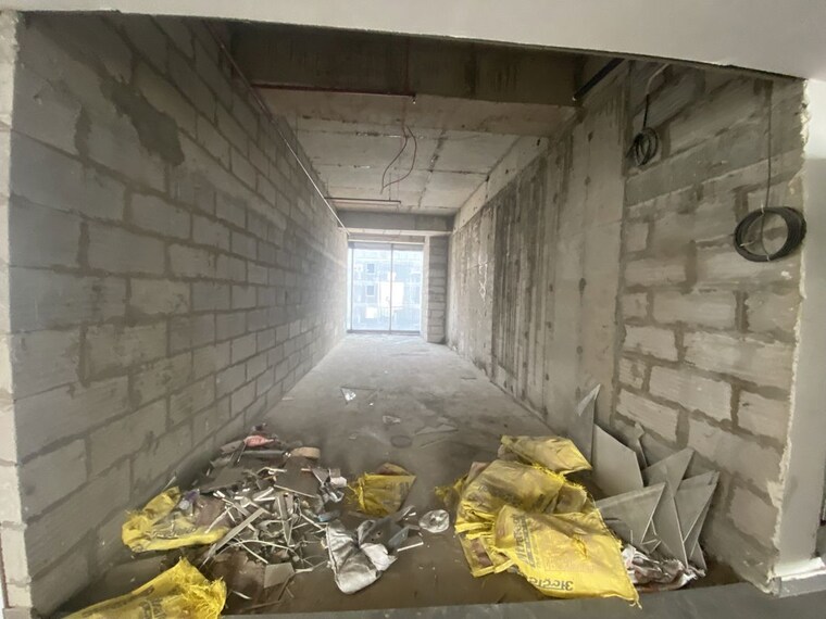  Parking, fairfox-eon Commercial Shop 800 Sq.Ft. In Sector 140a Noida 10599778