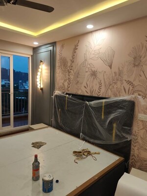 Room in 3.5 BHK Apartment at Arjunganj – for Rent