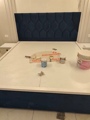 Room in 3.5 BHK Apartment at Arjunganj – for Rent