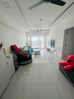 2 BHK + Prayer Room Apartment For Rent in Narang Castella