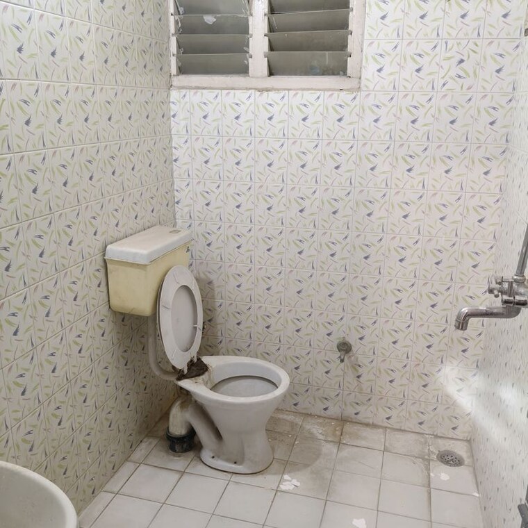 Bathroom, sardarpura Commercial Office Space 1250 Sq.Ft. In Sardarpura Jodhpur 10599823