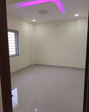 Room in 4 BHK Independent House at Kismatpur – for Sale