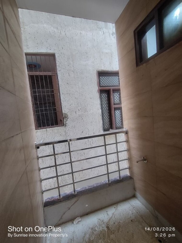 Balcony, dwarka mor 1 Bedroom 40 Sq.Yd. Builder Floor In Dwarka Mor Delhi 10599840