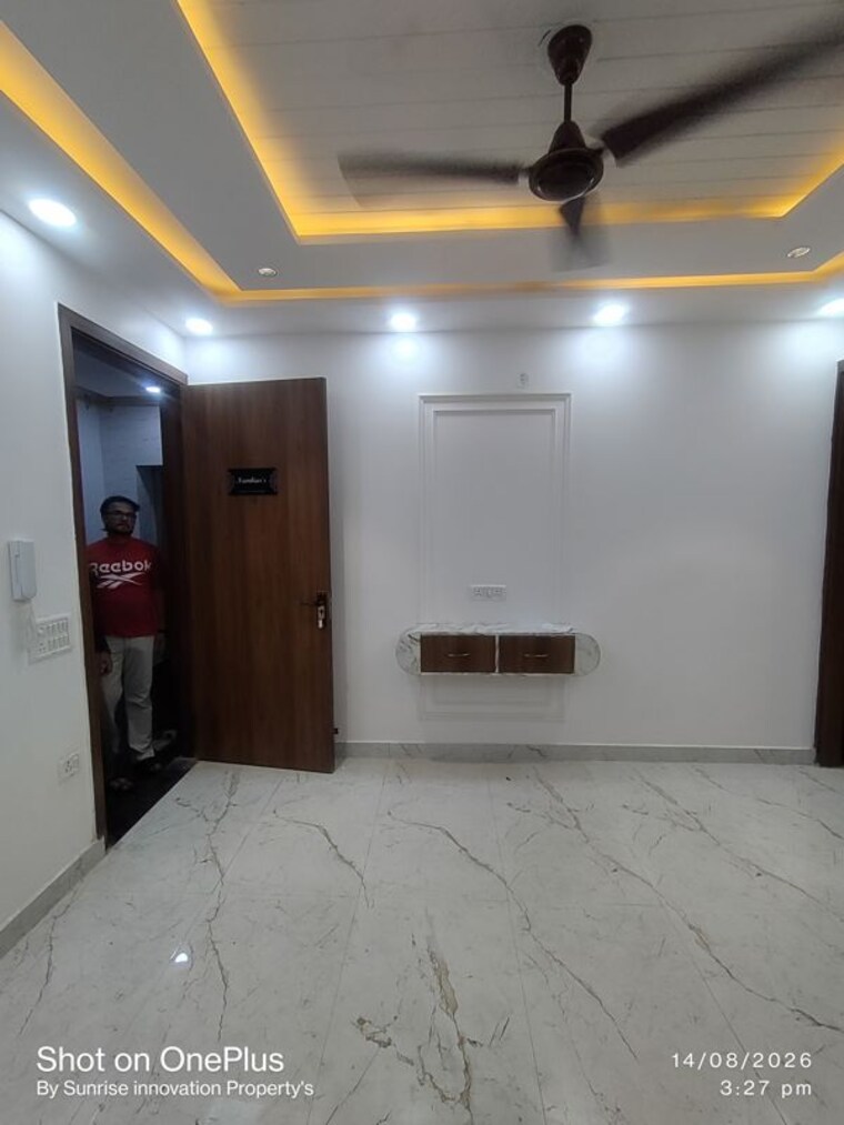 Living Room, dwarka mor 1 Bedroom 40 Sq.Yd. Builder Floor In Dwarka Mor Delhi 10599840