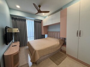 Bedroom in 4 BHK Apartment at Lodha The Park, Worli – for Rent