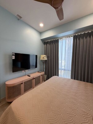 Bedroom in 4 BHK Apartment at Lodha The Park, Worli – for Rent