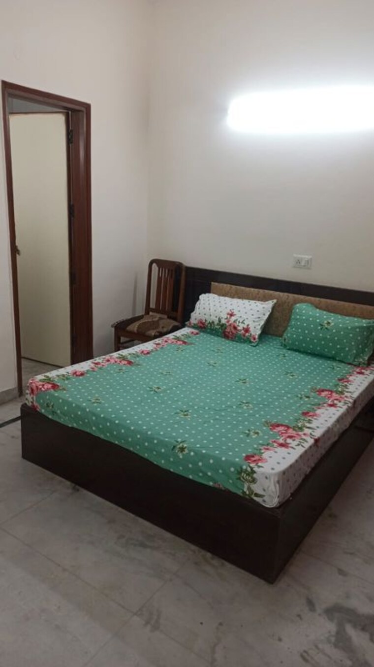 Bedroom, sector 9 2 Bedroom 1450 Sq.Ft. Builder Floor In Sector 9 Gurgaon 10599903