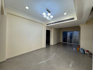 Room in 5 BHK Apartment at DesignArch The Jewel of Noida, Sector 75 – for Rent