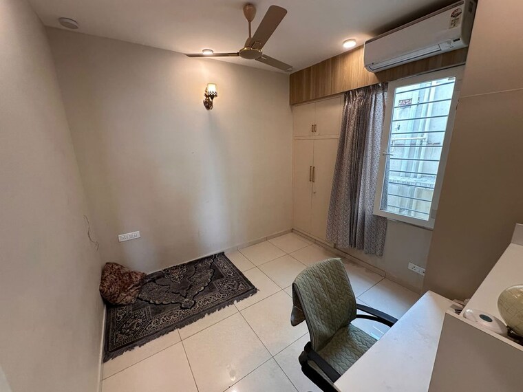 Bedroom, amrapali-silicon-city 3 Bedroom 1835 Sq.Ft. Apartment In Sector 76 Noida 10599926