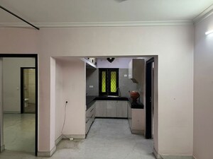 Room in 2 BHK Builder Floor at RWA Apartments Sector 19, Sector 19 – for Rent
