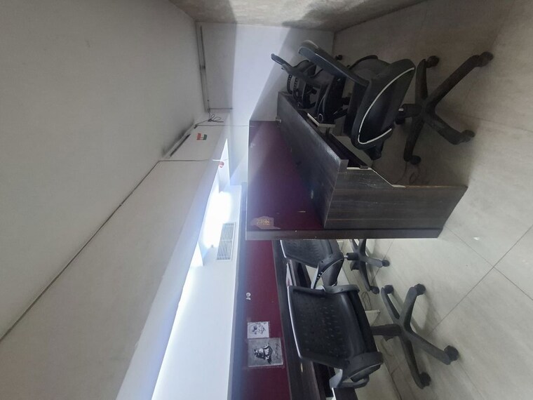 undefined, netaji subhash place Commercial Office Space 450 Sq.Ft. In Netaji Subhash Place Delhi 10599970