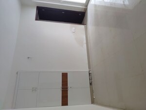 Room in 4 BHK Apartment at Sector 107 – for Rent