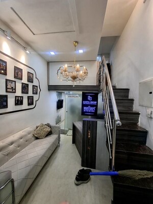  Office Space For Sale in Netaji Subhash Place