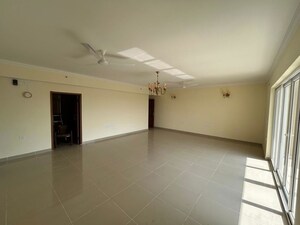 Room in 3 BHK Apartment at ATS Golf Meadows, Central Derabassi – for Rent