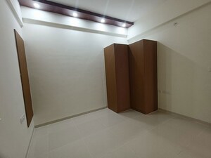 Room in 2 BHK Apartment at DS Max Sasmara, Kodigehalli – for Rent