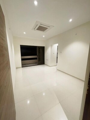Bathroom in 1 BHK Apartment at Ekta Parks Ville, Virar West – for Sale