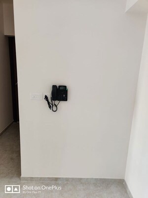Furnished Amenities in 2 BHK Apartment at Lodha Amara, Kolshet Road – for Rent