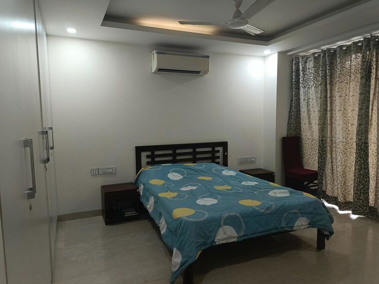 Bedroom, greater kailash i 3 Bedroom 208 Sq.Yd. Builder Floor In Greater Kailash I Delhi 10599996