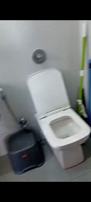 Bathroom in 3 BHK Apartment at Dipti Aaryavarta, Andheri East – for Rent